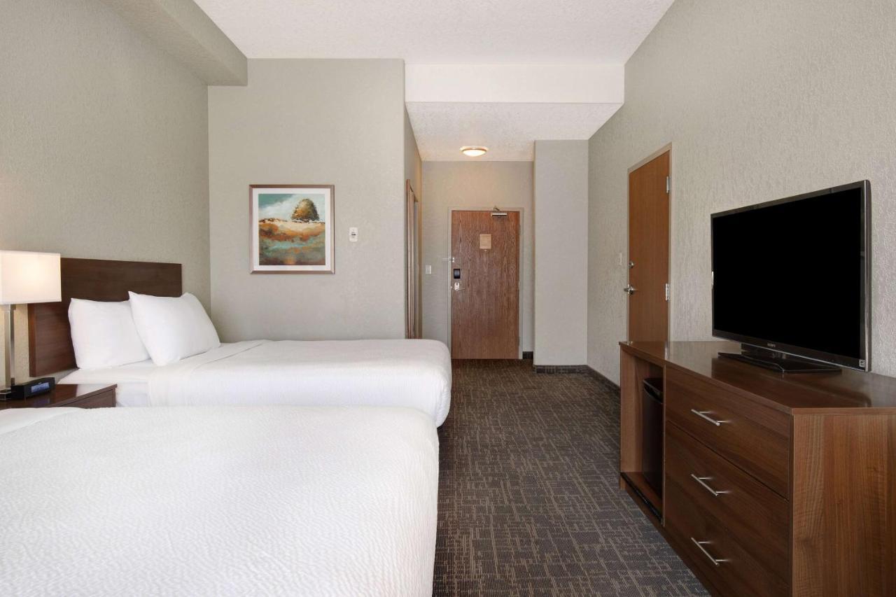 Days Inn & Suites By Wyndham Yorkton Exterior foto